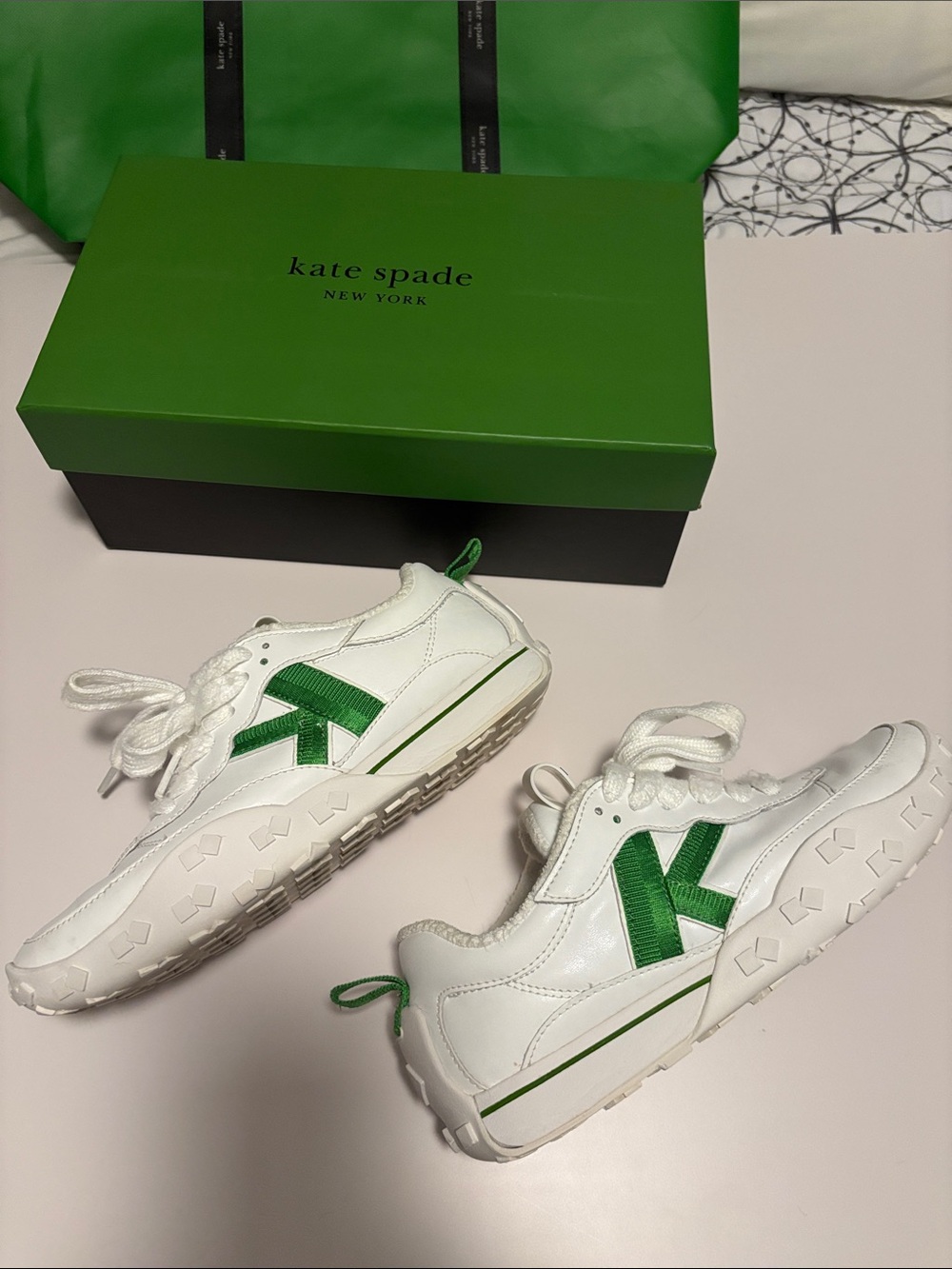Kate Spade k as in Kate runner - Picture 12 of 16